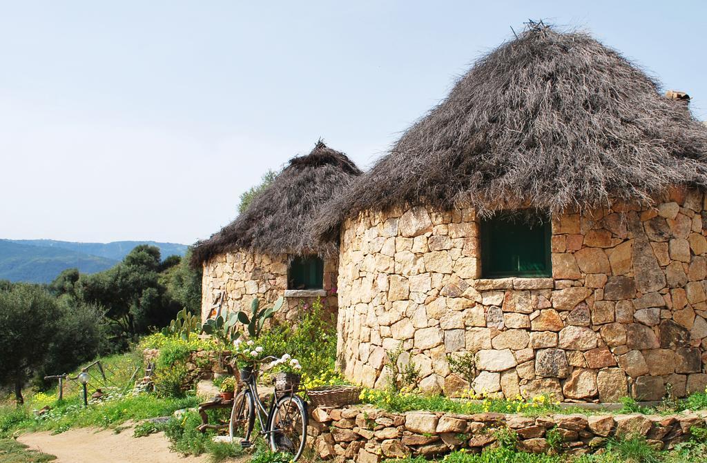 Essenza Sardegna Hotel Torpe Luaran gambar
